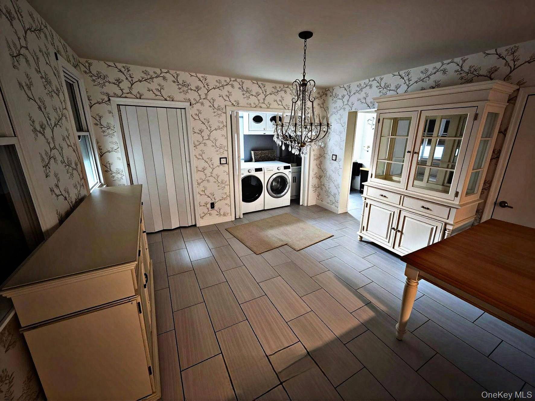 116 Carleton AVE, Islip Terrace, NY 11752