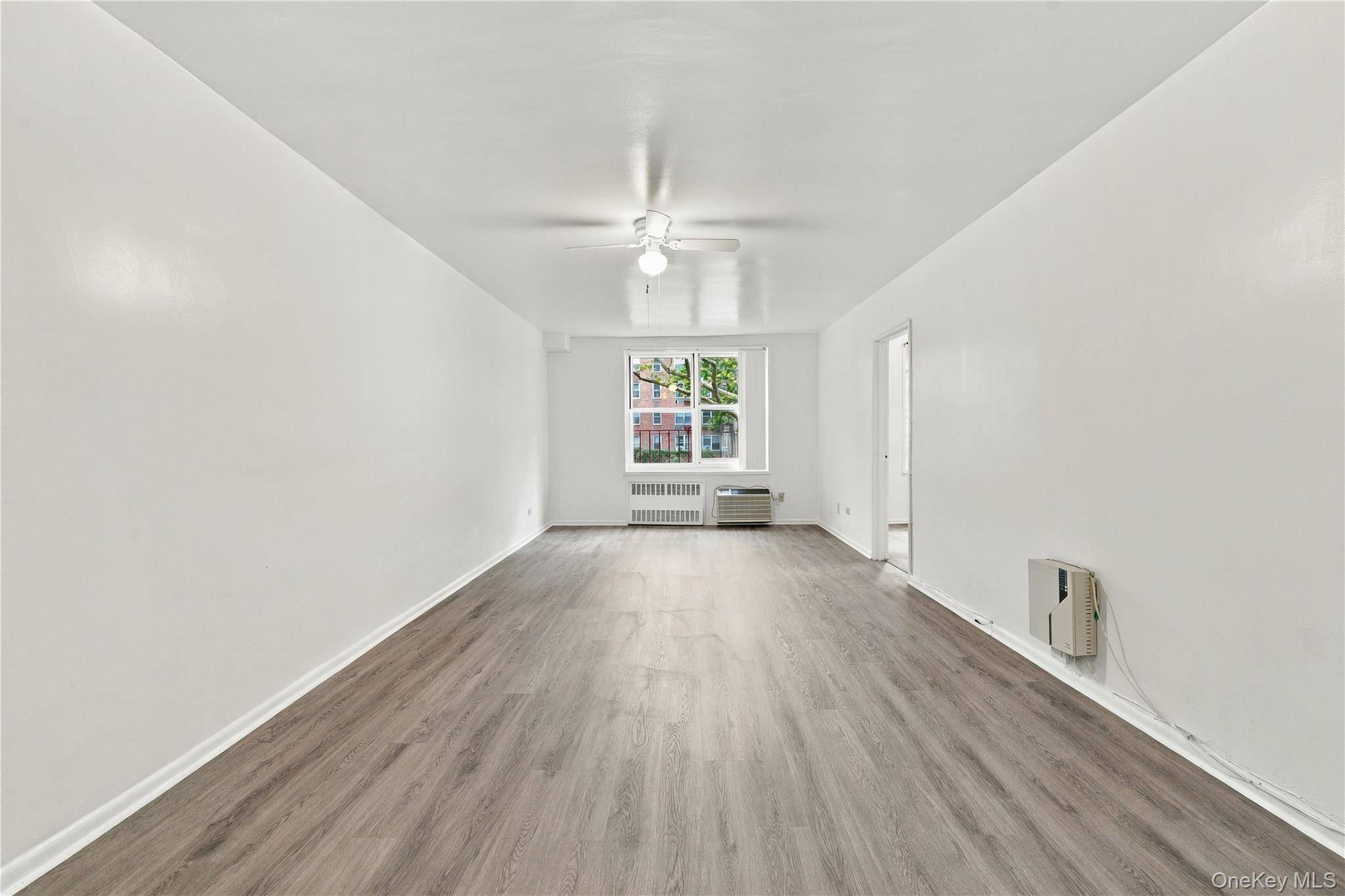 142-05 Roosevelt AVE #206, Flushing, NY 11354