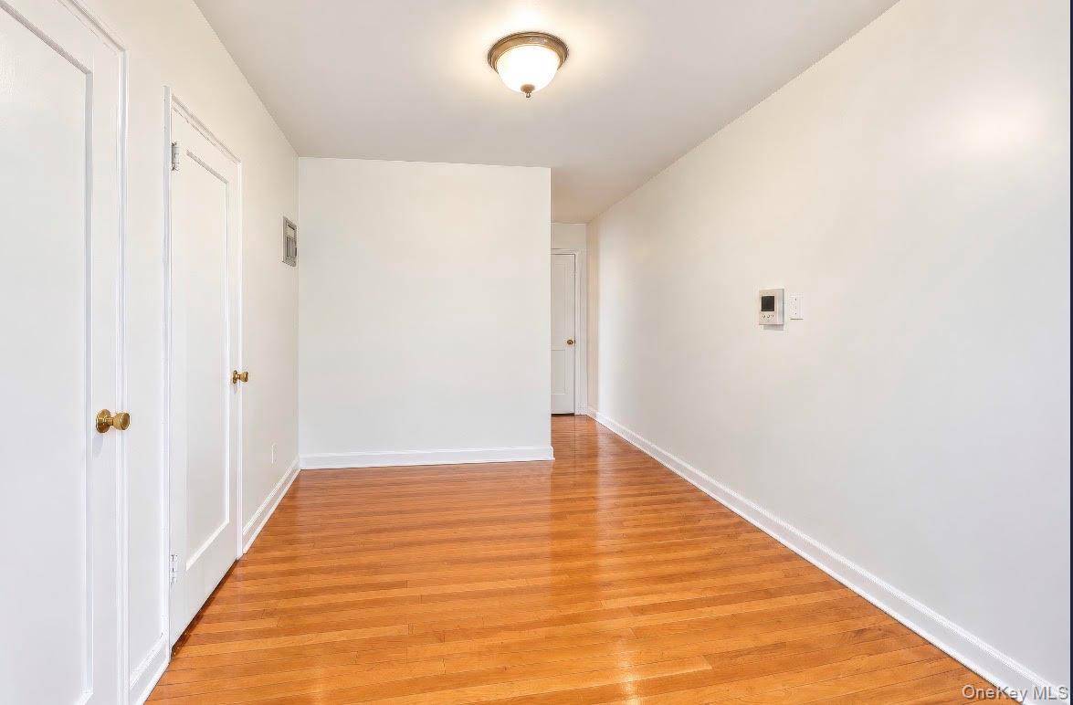 5635 Netherland AVE #2C, Bronx, NY 10471