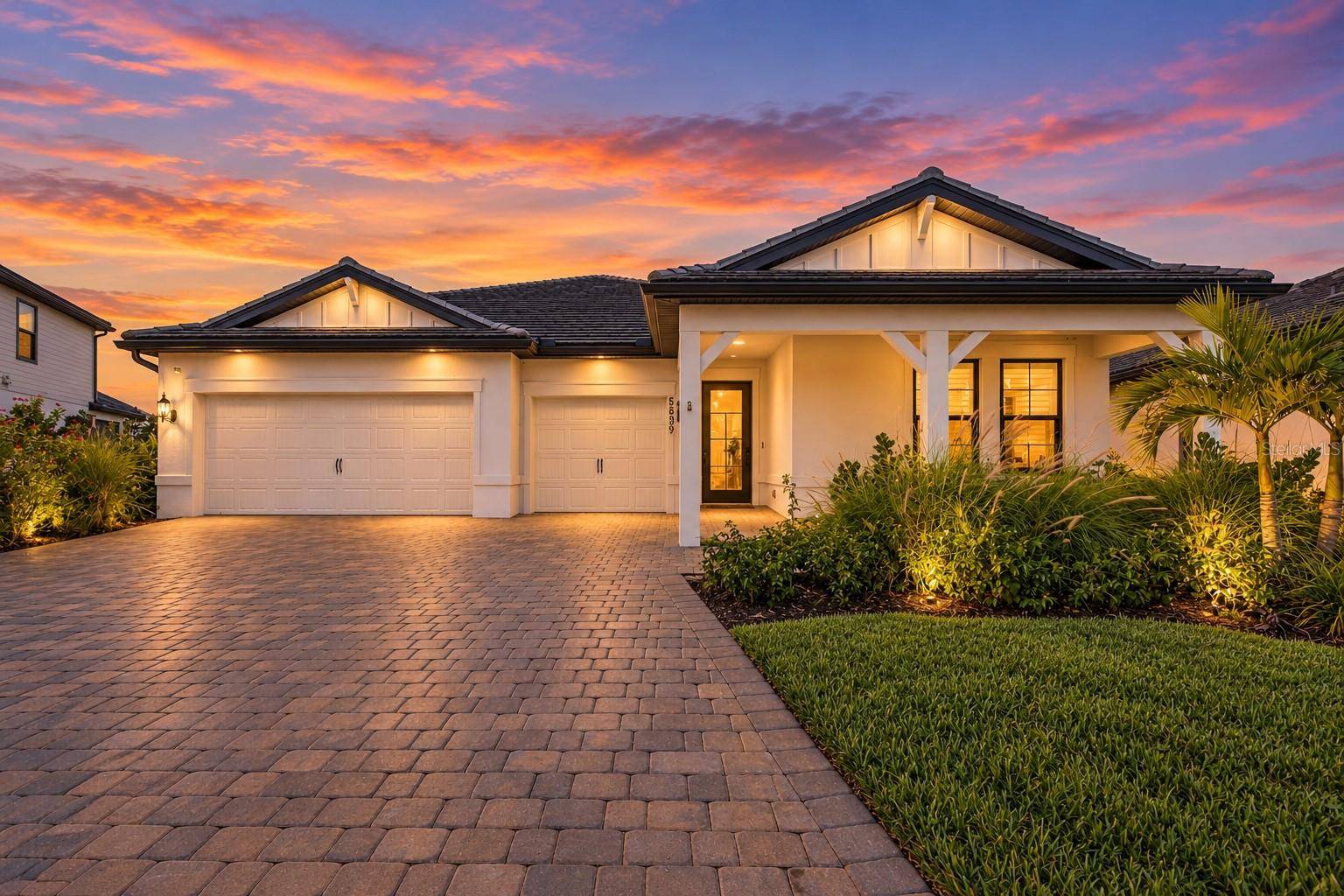 5839 SILVERSIDE PINE CT, Lakewood Ranch, FL 34211