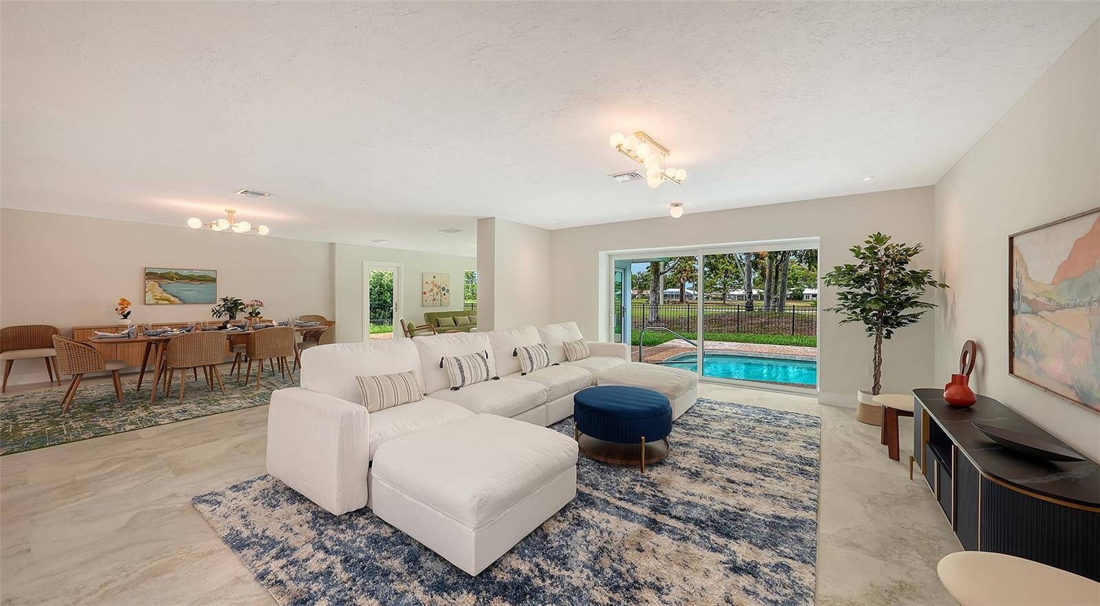 1967 BROOKHAVEN DR, Sarasota, FL 34239