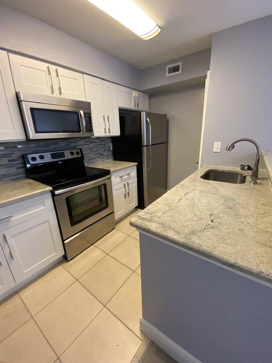 5124 PARK CENTRAL DR #513, Orlando, FL 32839