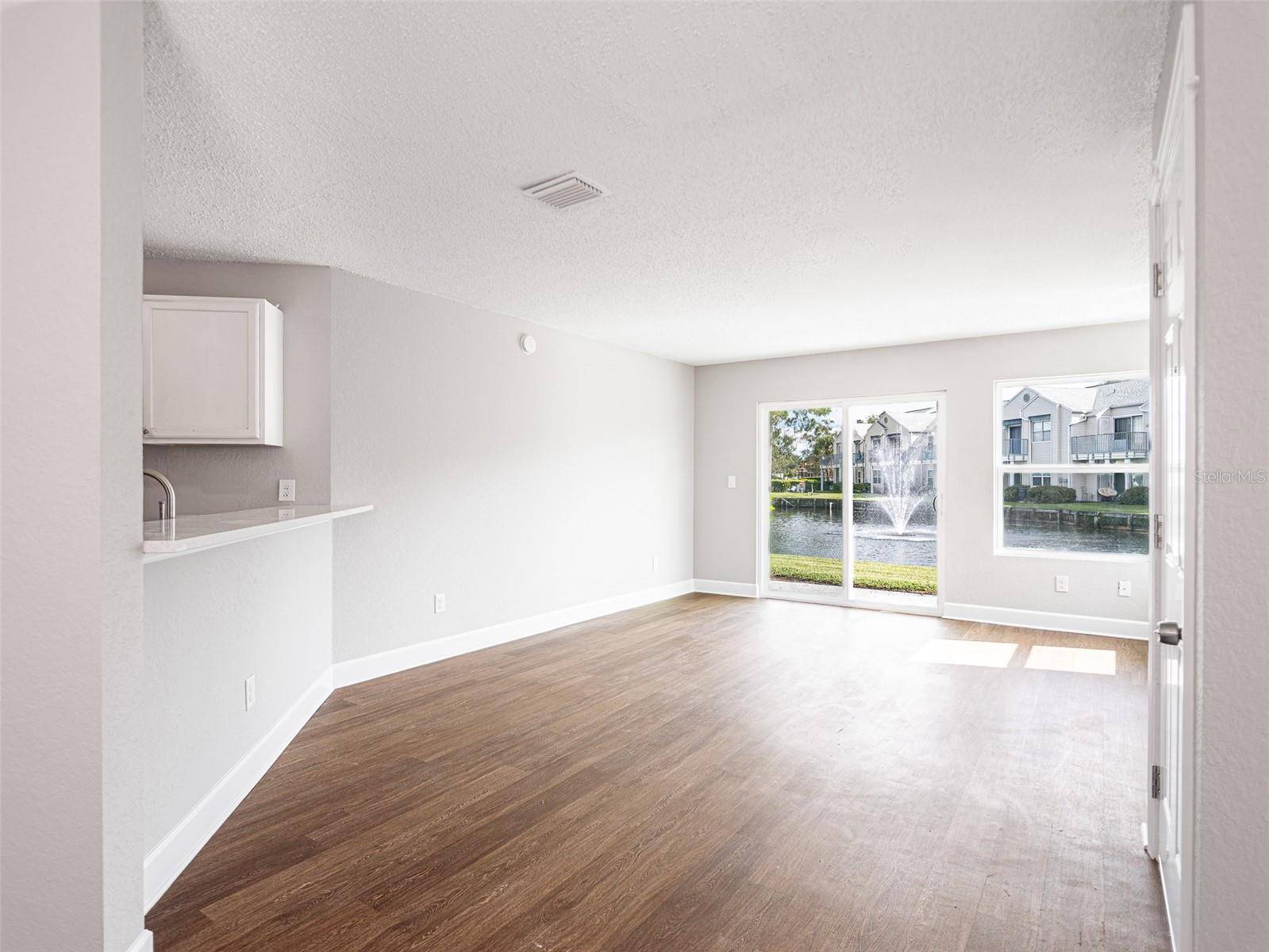 2512 WOODGATE BLVD #107, Orlando, FL 32822