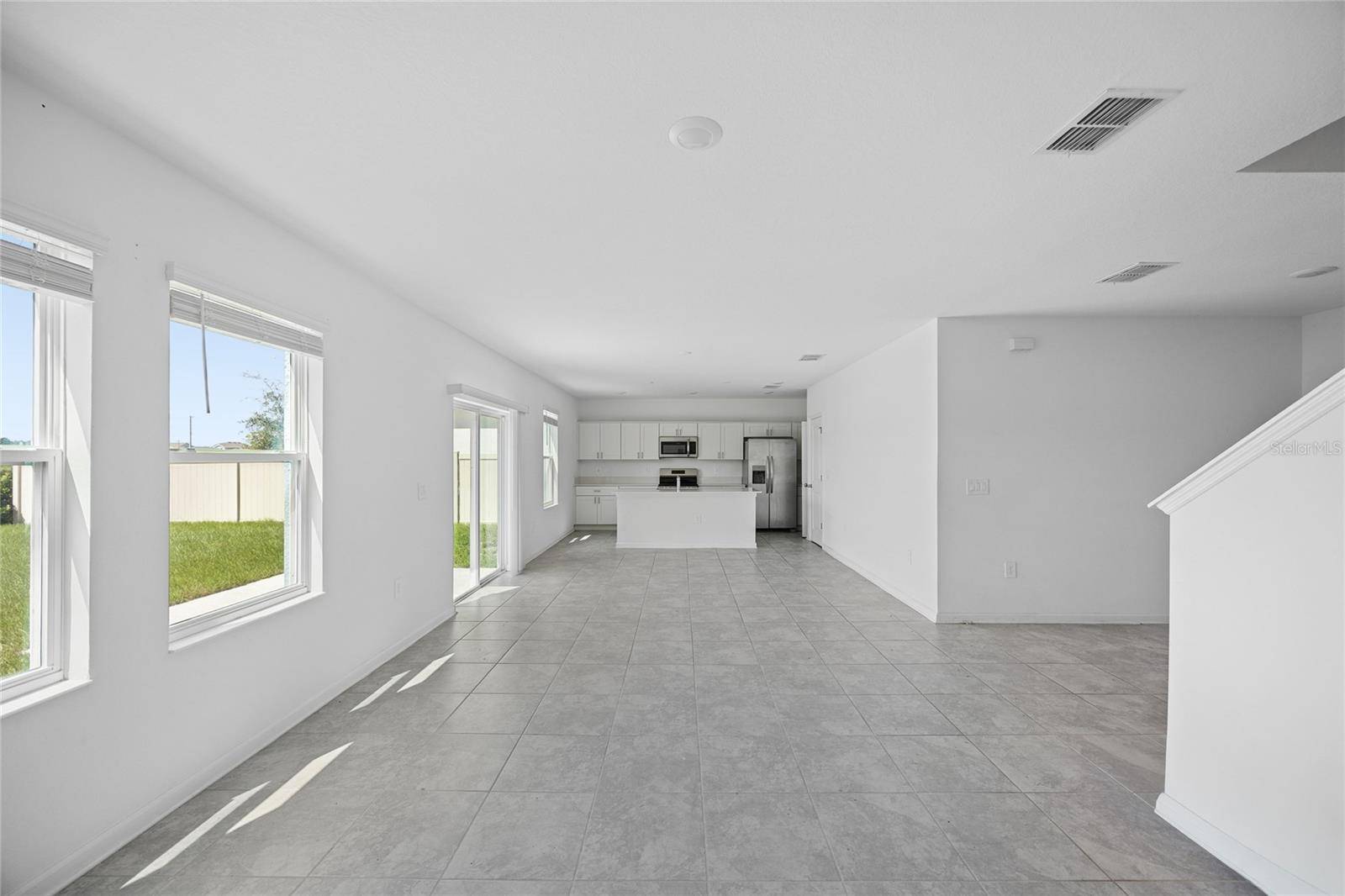 1405 DEEPWATER CIR, Eagle Lake, FL 33839