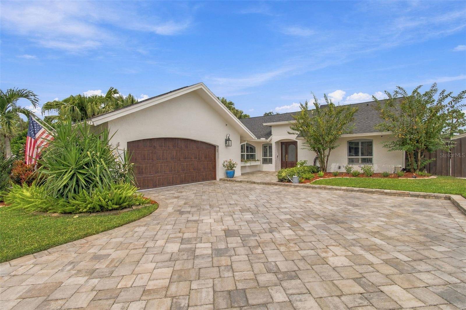 13603 CLUBSIDE DR, Tampa, FL 33624