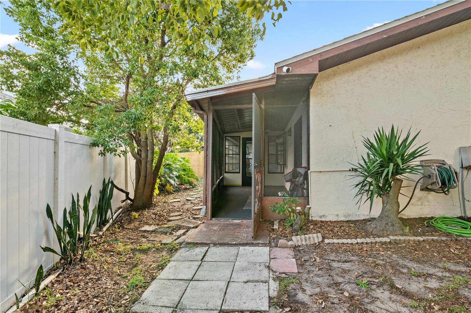 2031 DOVER CT, Oldsmar, FL 34677