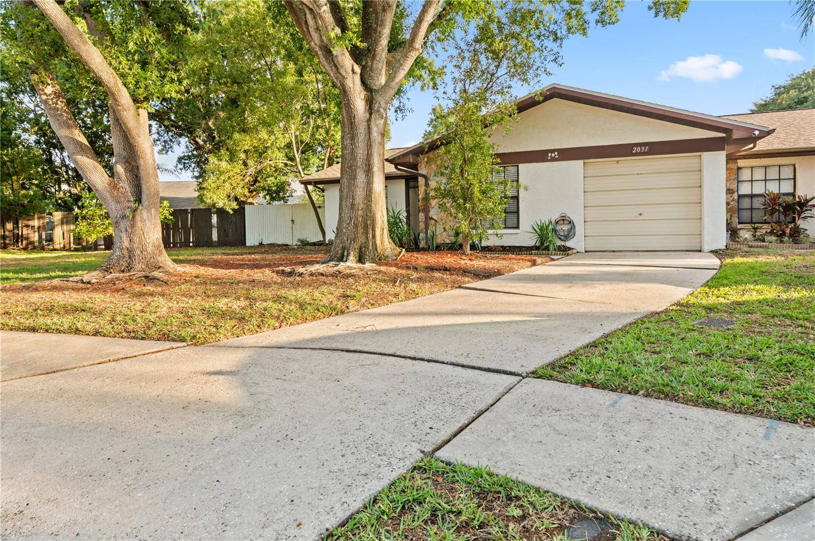 2031 DOVER CT, Oldsmar, FL 34677
