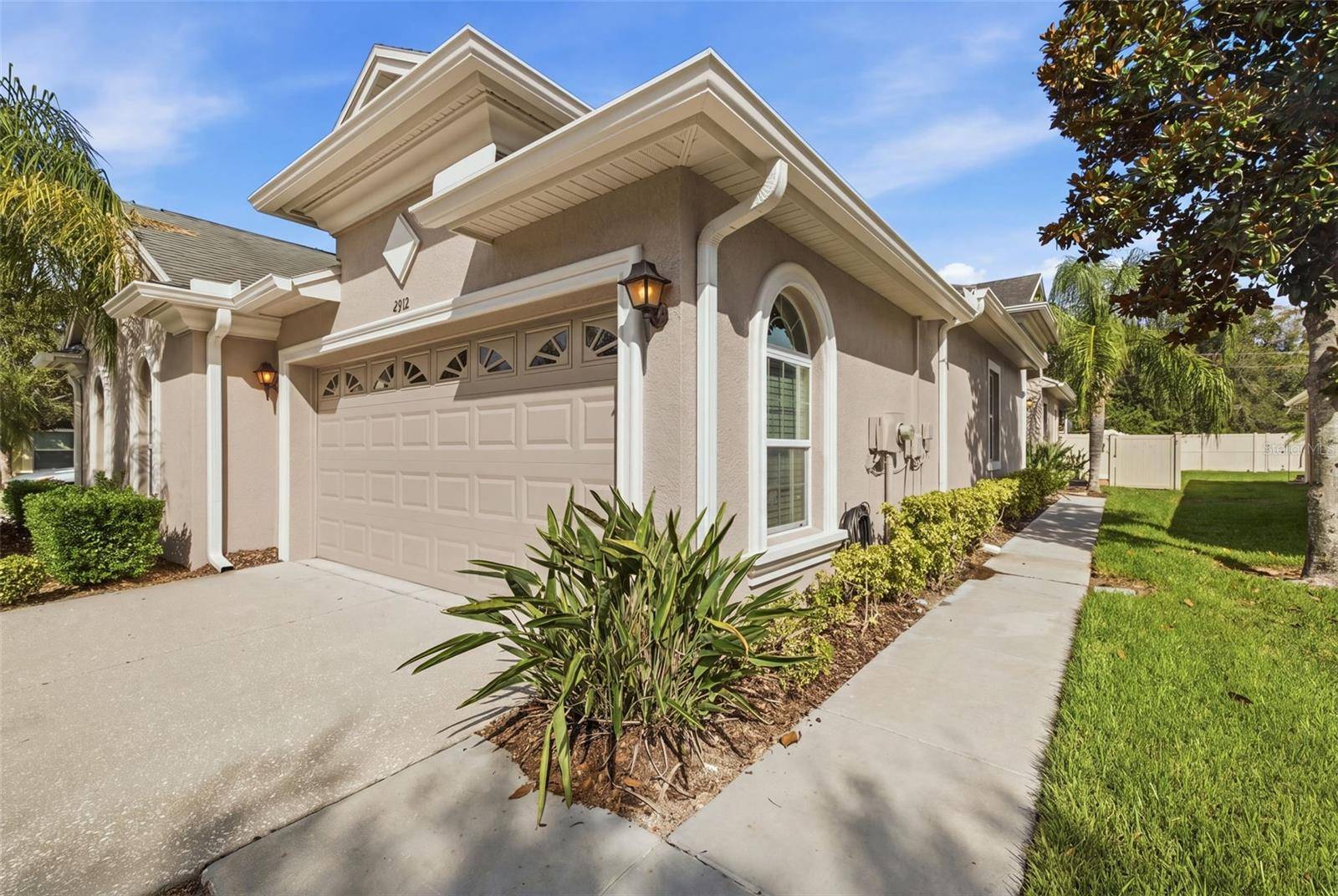 2912 DEVONOAK BLVD, Land O Lakes, FL 34638