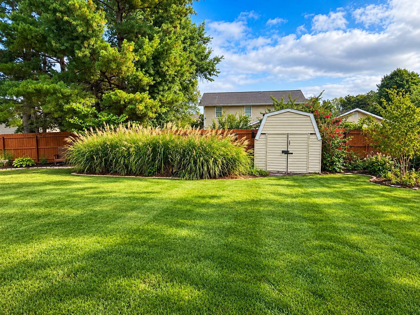 713 Palace DR, Pinckneyville, IL 62274