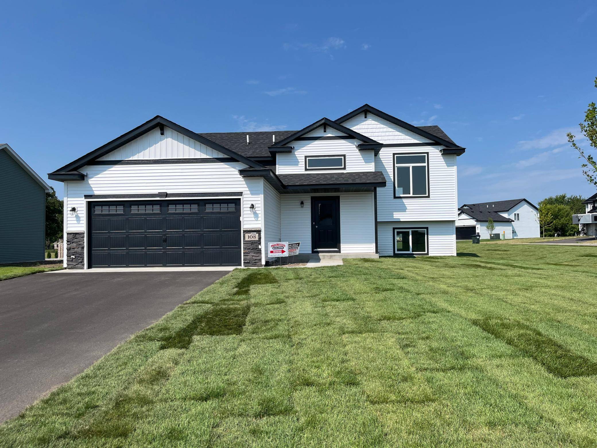108 Woolgrass WAY, Avon, MN 56310