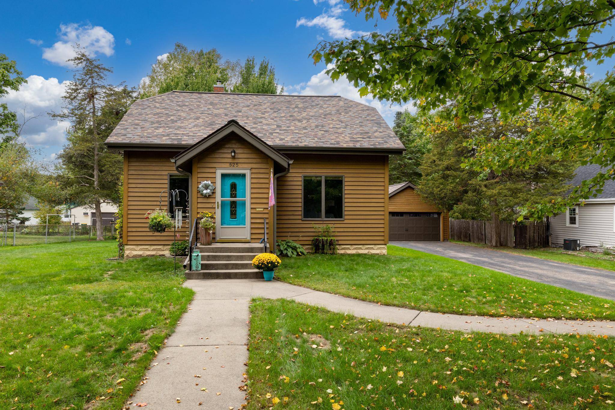 525 N Fremont ST, River Falls, WI 54022