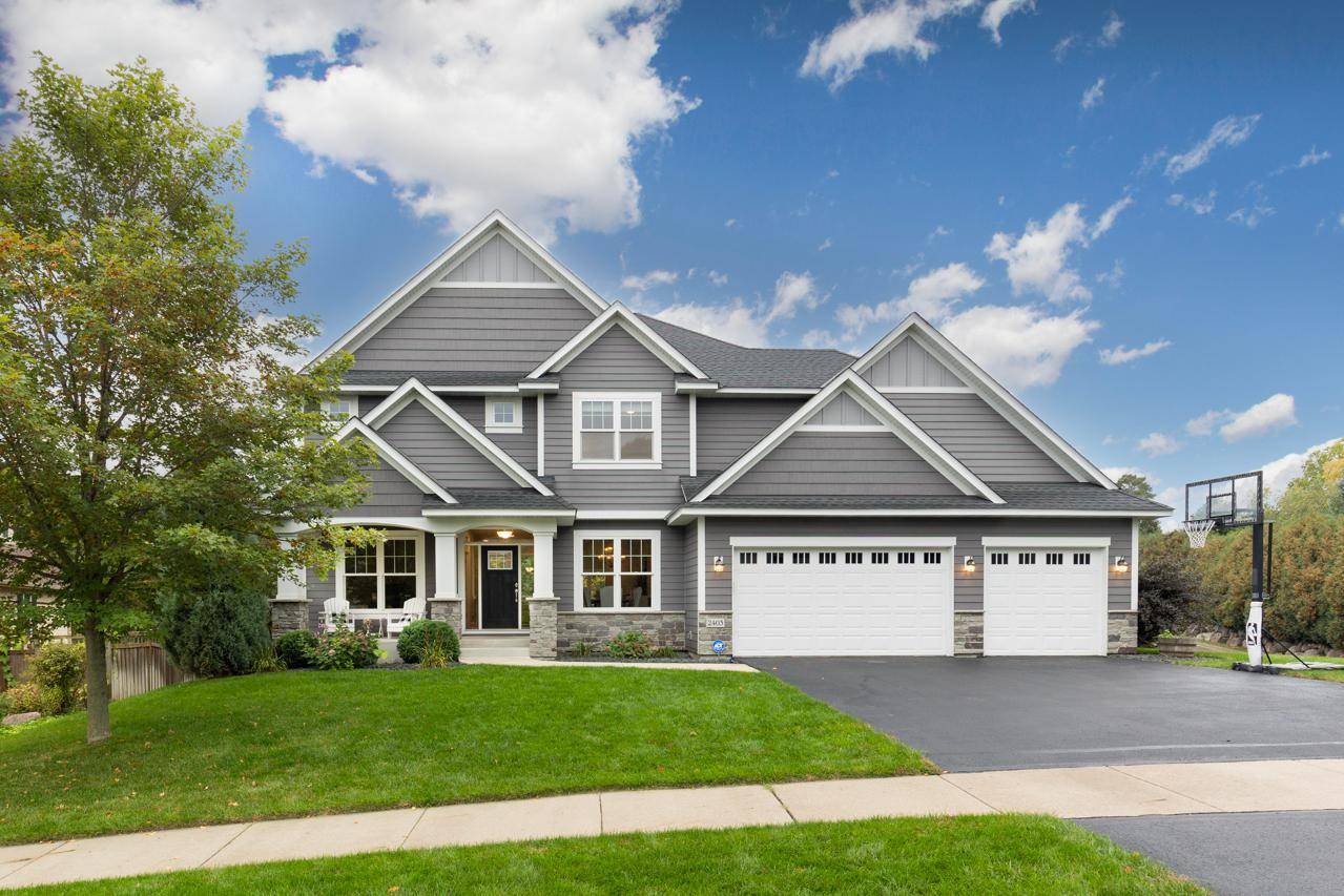 2403 Highover TRL, Chanhassen, MN 55317