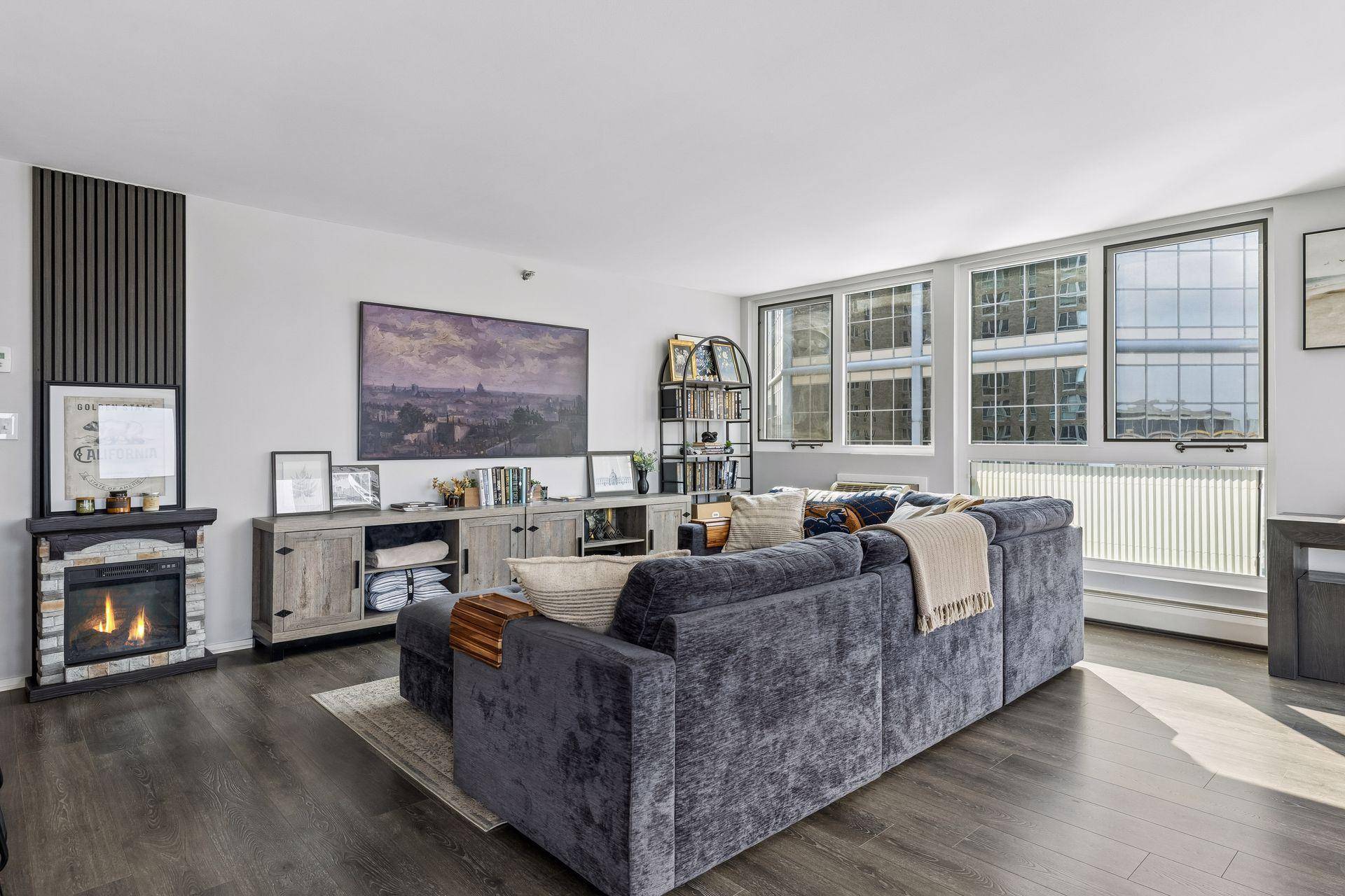 433 S 7th St #1701, Minneapolis, MN 55415