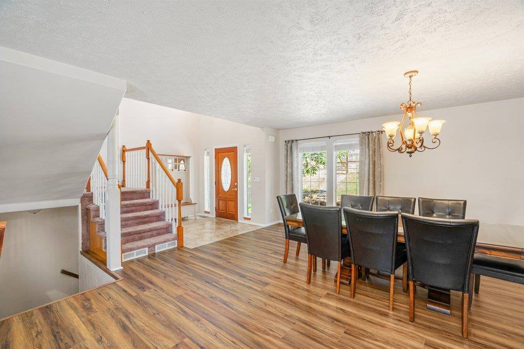 4810 S Stark Ln, Spokane Valley, WA 99206