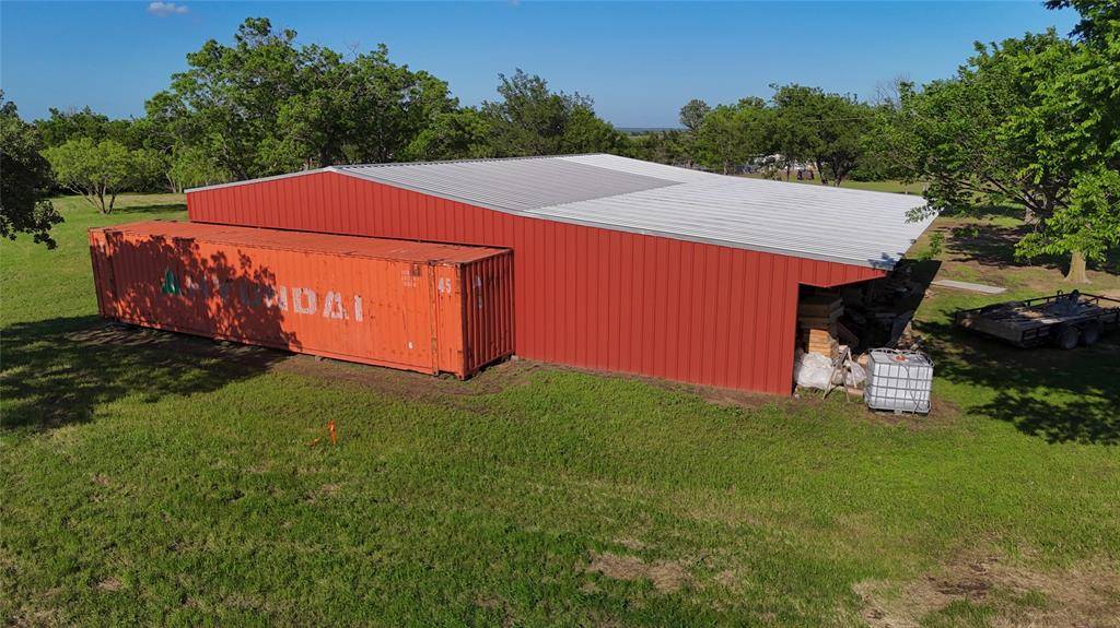 510 E Locust Street, Nocona, TX 76255