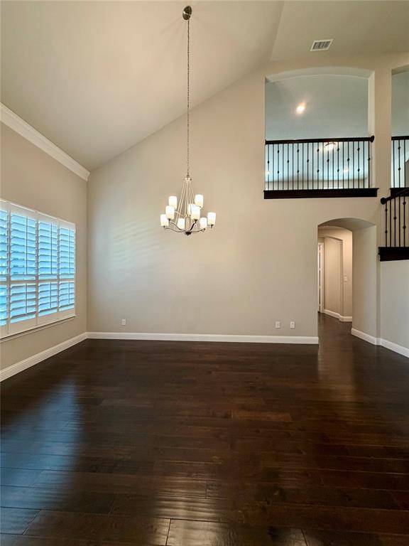 2705 Walnut Creek Lane, The Colony, TX 75056