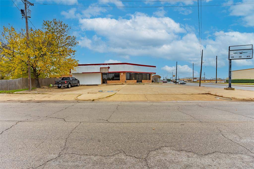 210 S Virginia Street, Terrell, TX 75160
