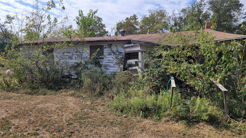 9999 County Road 2884, Marlin, TX 76661