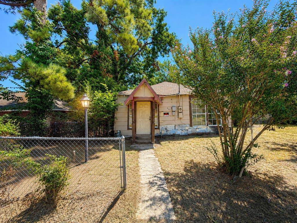 921 S Medora Street, Terrell, TX 75160