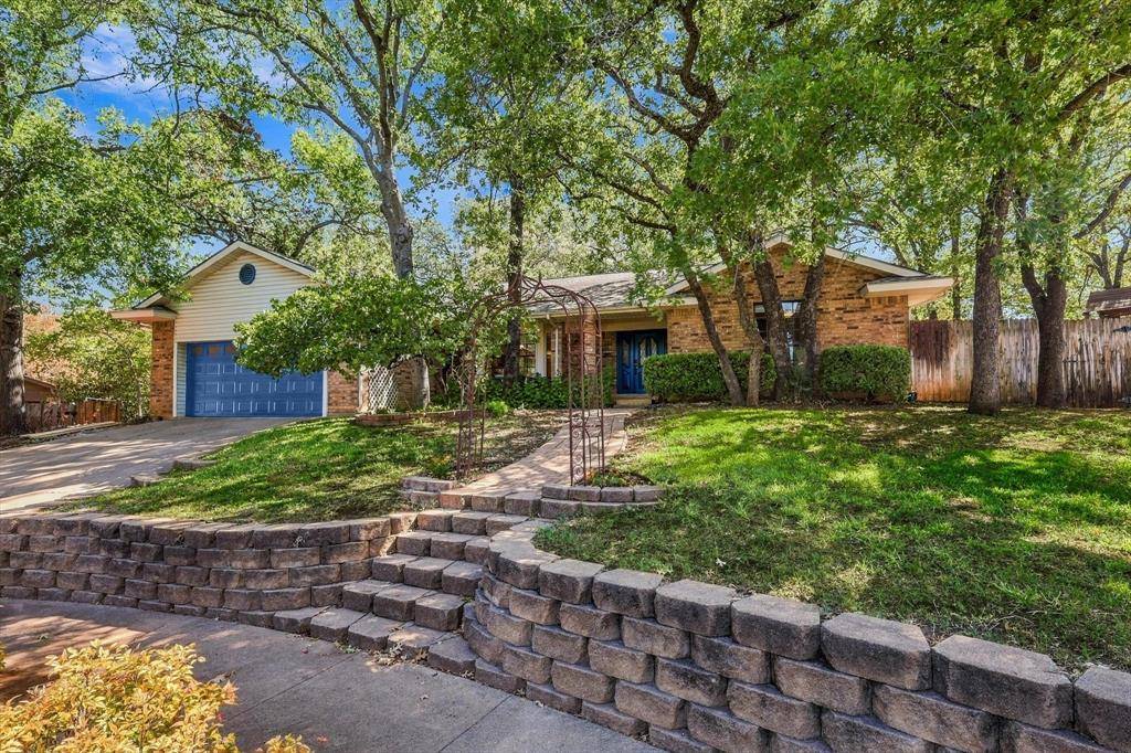 3232 Prince Court, Bedford, TX 76021