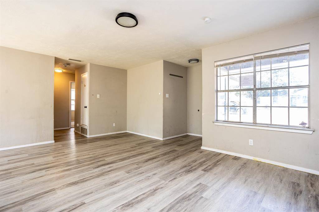 6528 Wild Honey Drive, Dallas, TX 75241
