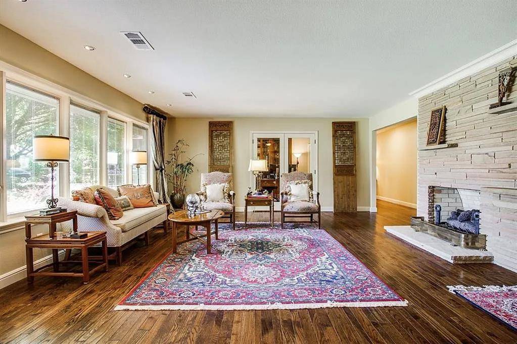 4825 Crooked Lane, Dallas, TX 75229