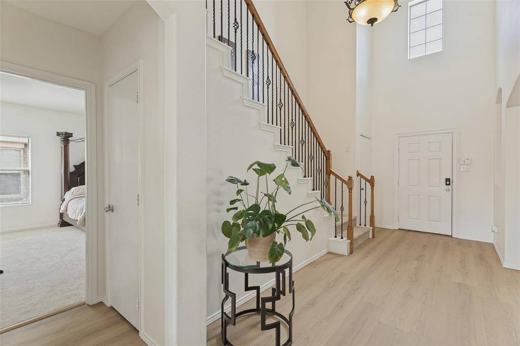 613 Stirrup Bar Drive, Fort Worth, TX 76179