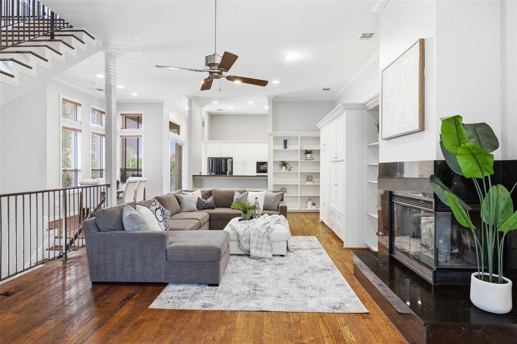 5012 Morris Avenue, Addison, TX 75001