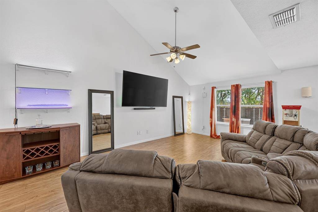 765 River Hill Lane, Fort Worth, TX 76114
