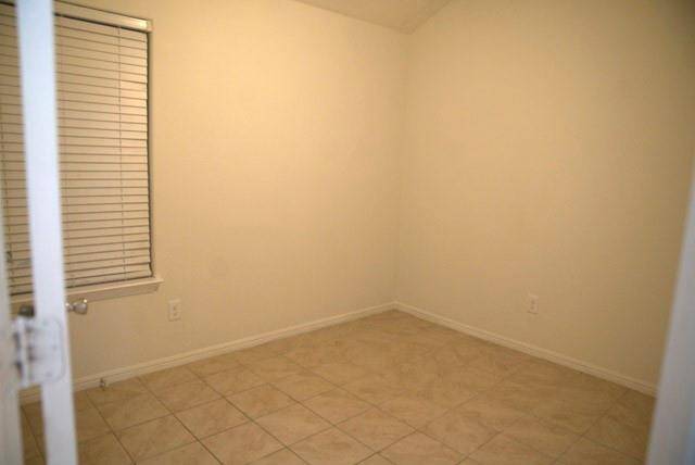 6924 Helm Lane, Fort Worth, TX 76179