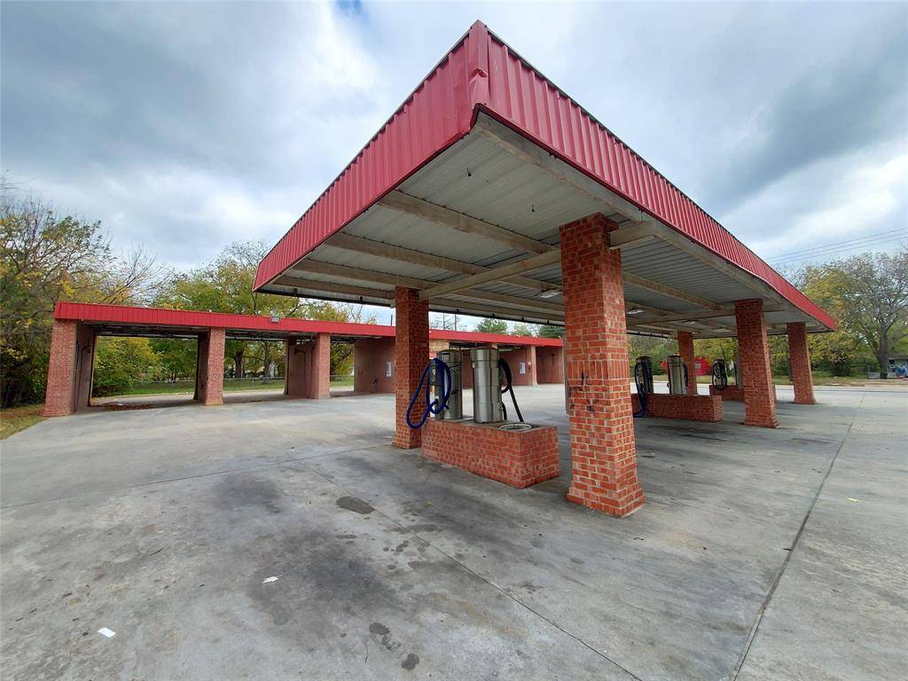 1811 Park Street, Commerce, TX 75428
