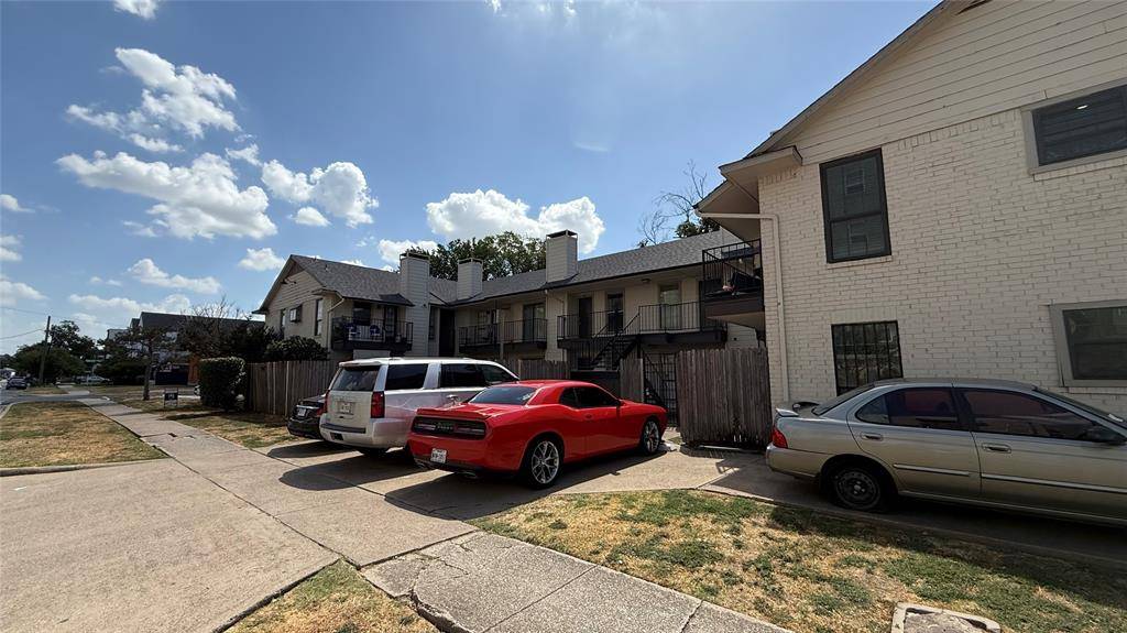 1603 N Garrett Avenue #203, Dallas, TX 75206