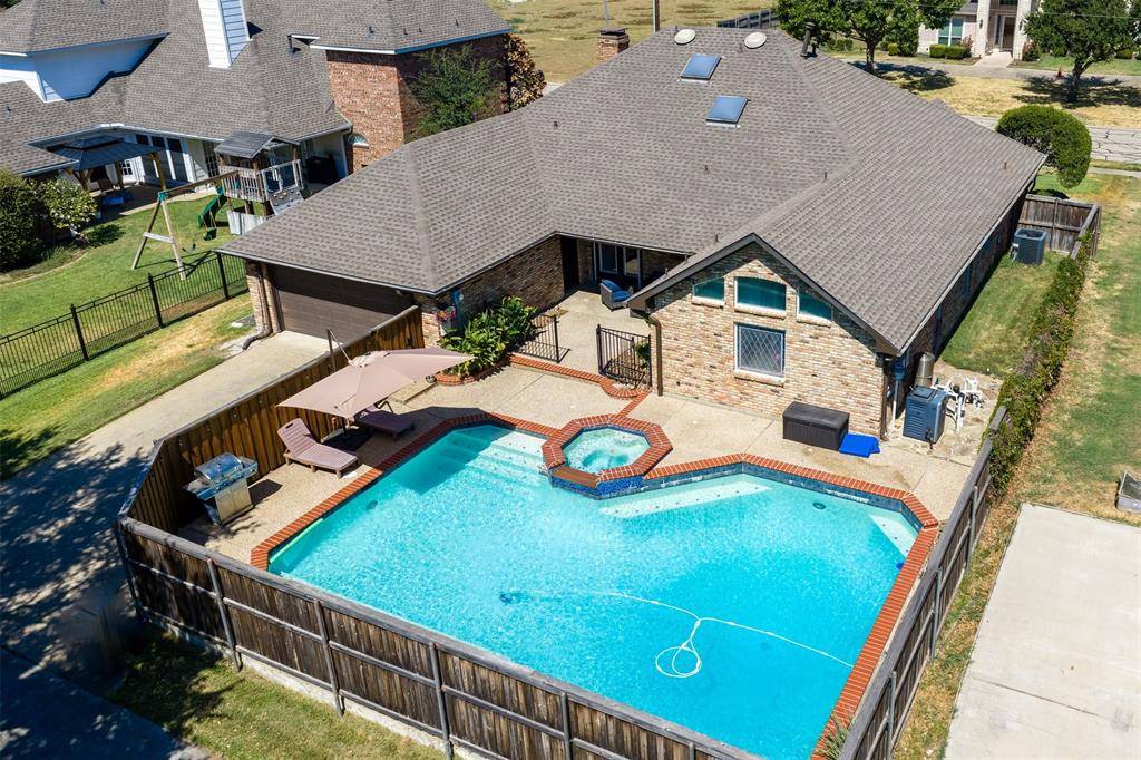 3214 Suzanne Drive, Rowlett, TX 75088