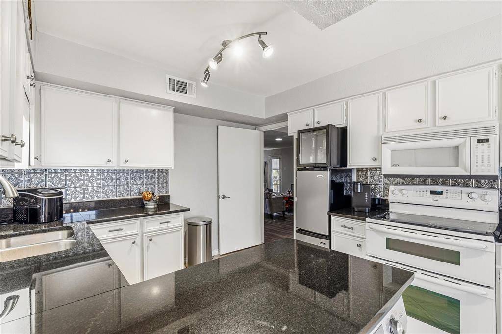 10578 High Hollows Drive #268, Dallas, TX 75230
