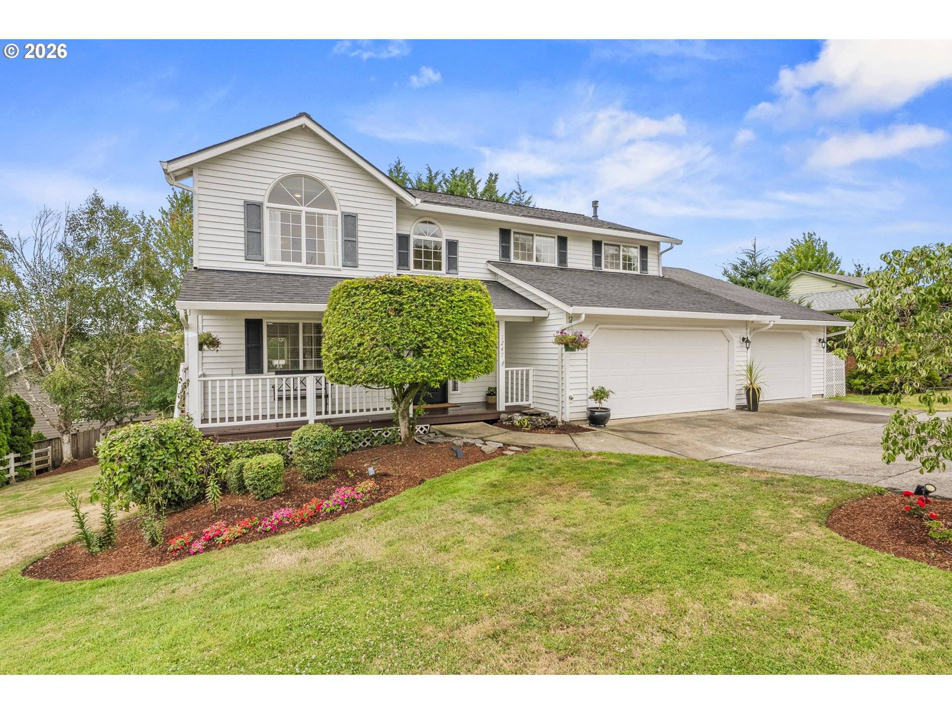 1247 E PIONEER LOOP, La Center, WA 98629