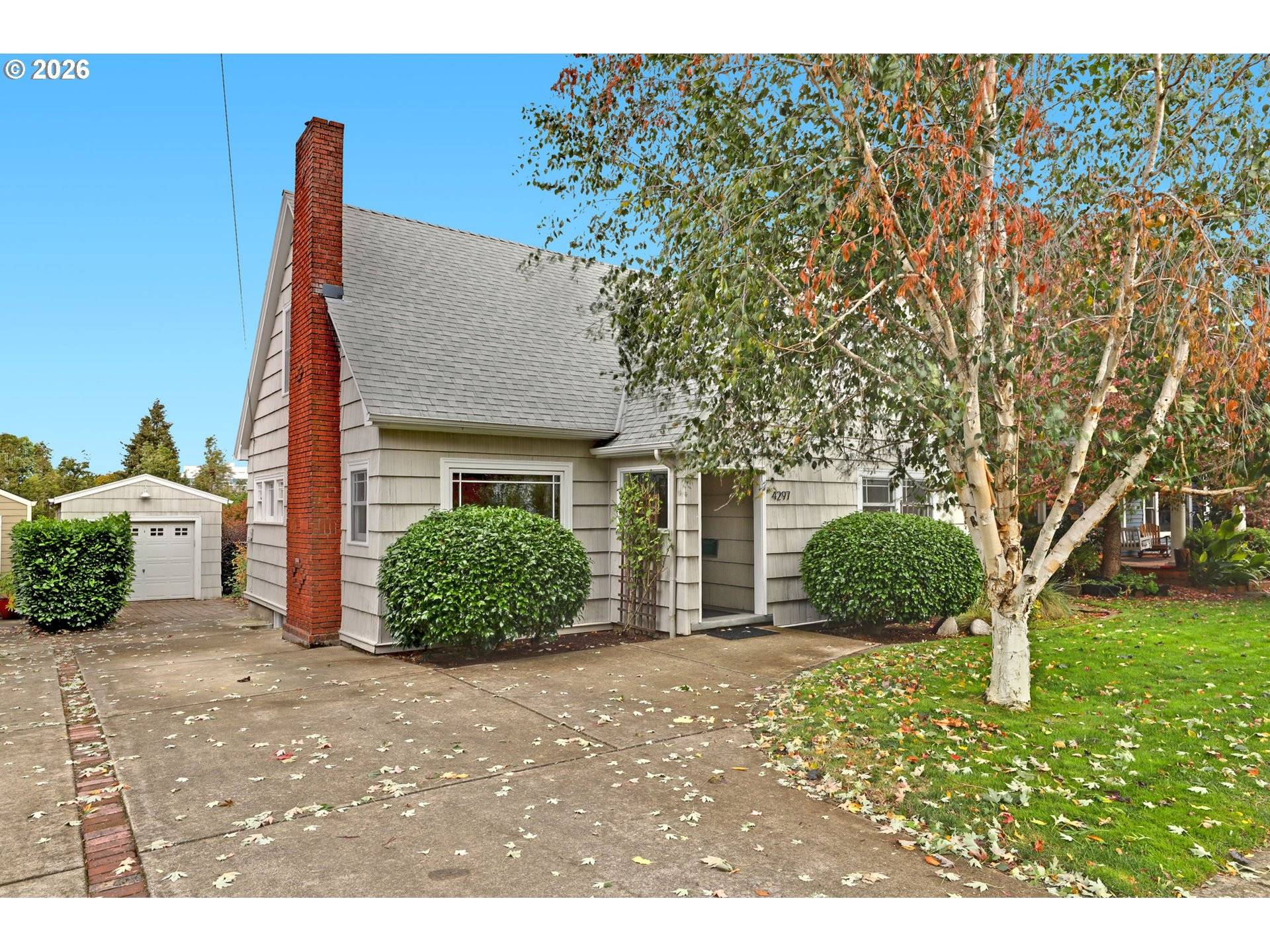 4297 NE LAURELHURST PL, Portland, OR 97213