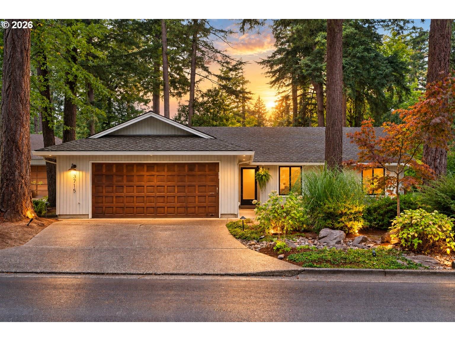 3715 DIVISION CT, Lake Oswego, OR 97035