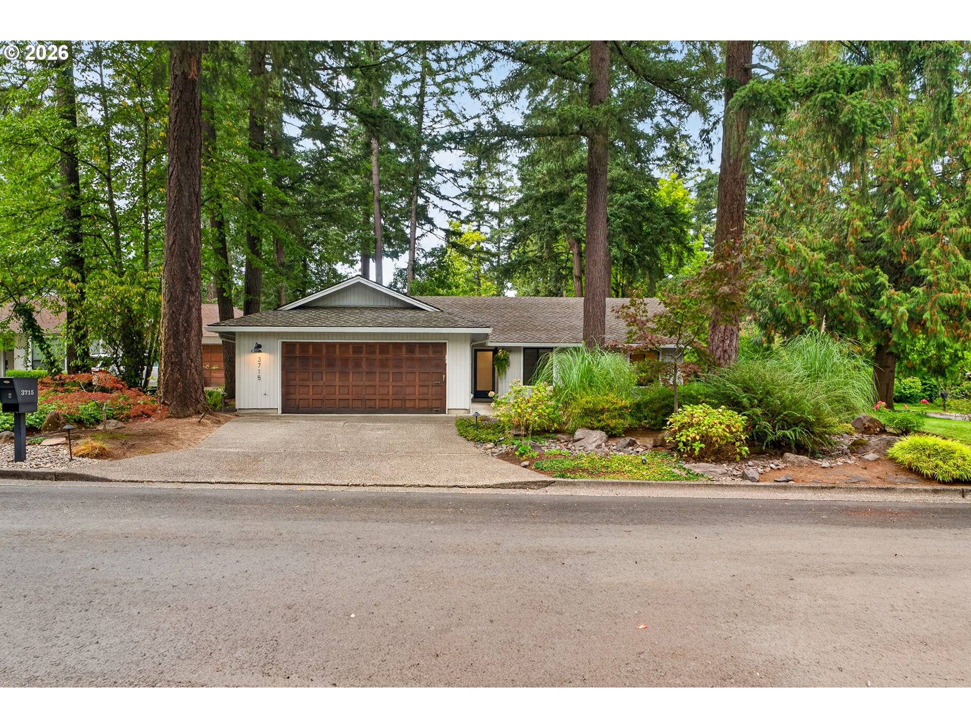 3715 DIVISION CT, Lake Oswego, OR 97035