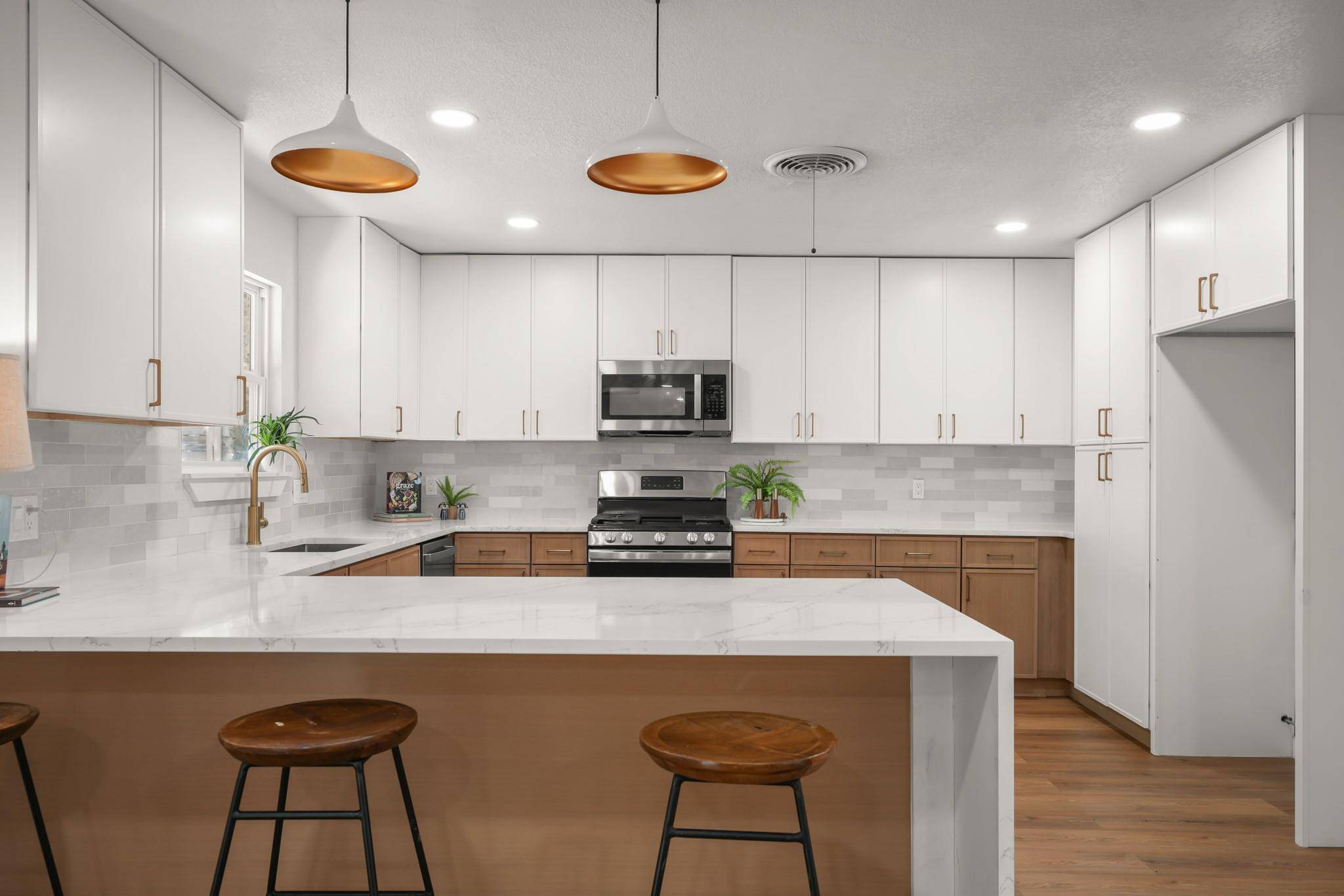 11704 Indianhead DR, Austin, TX 78753