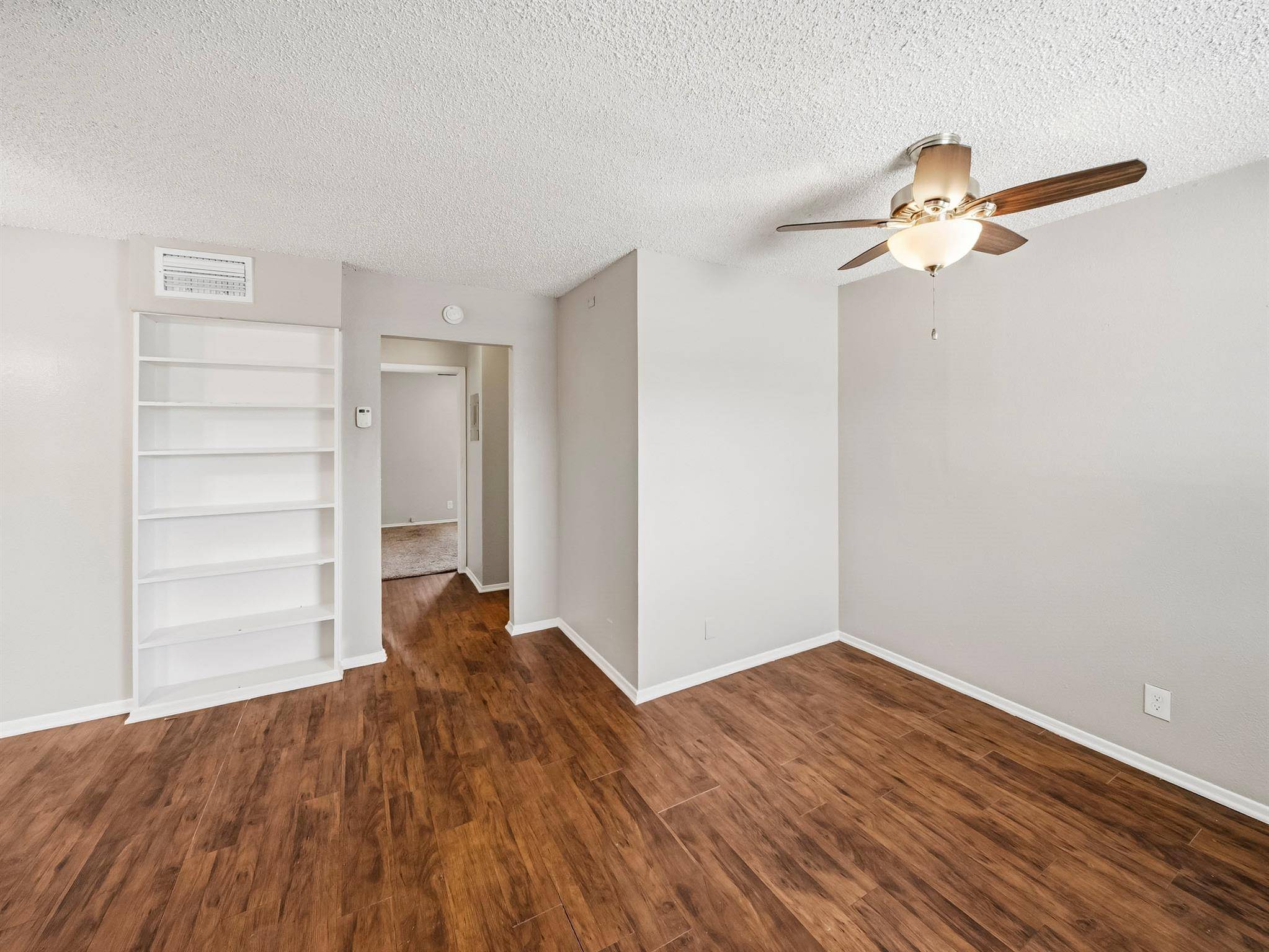 2401 Manor RD #222, Austin, TX 78722