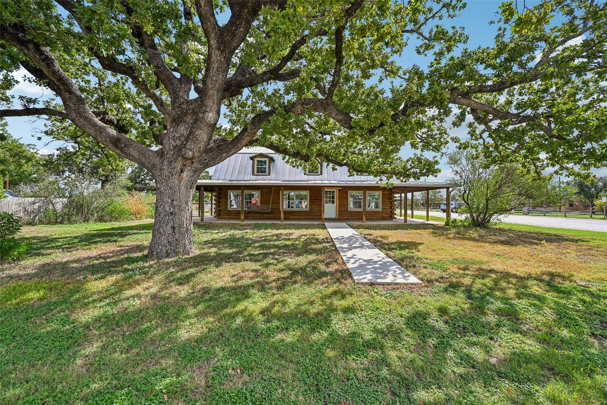 202 Loring ST, Stonewall, TX 78671