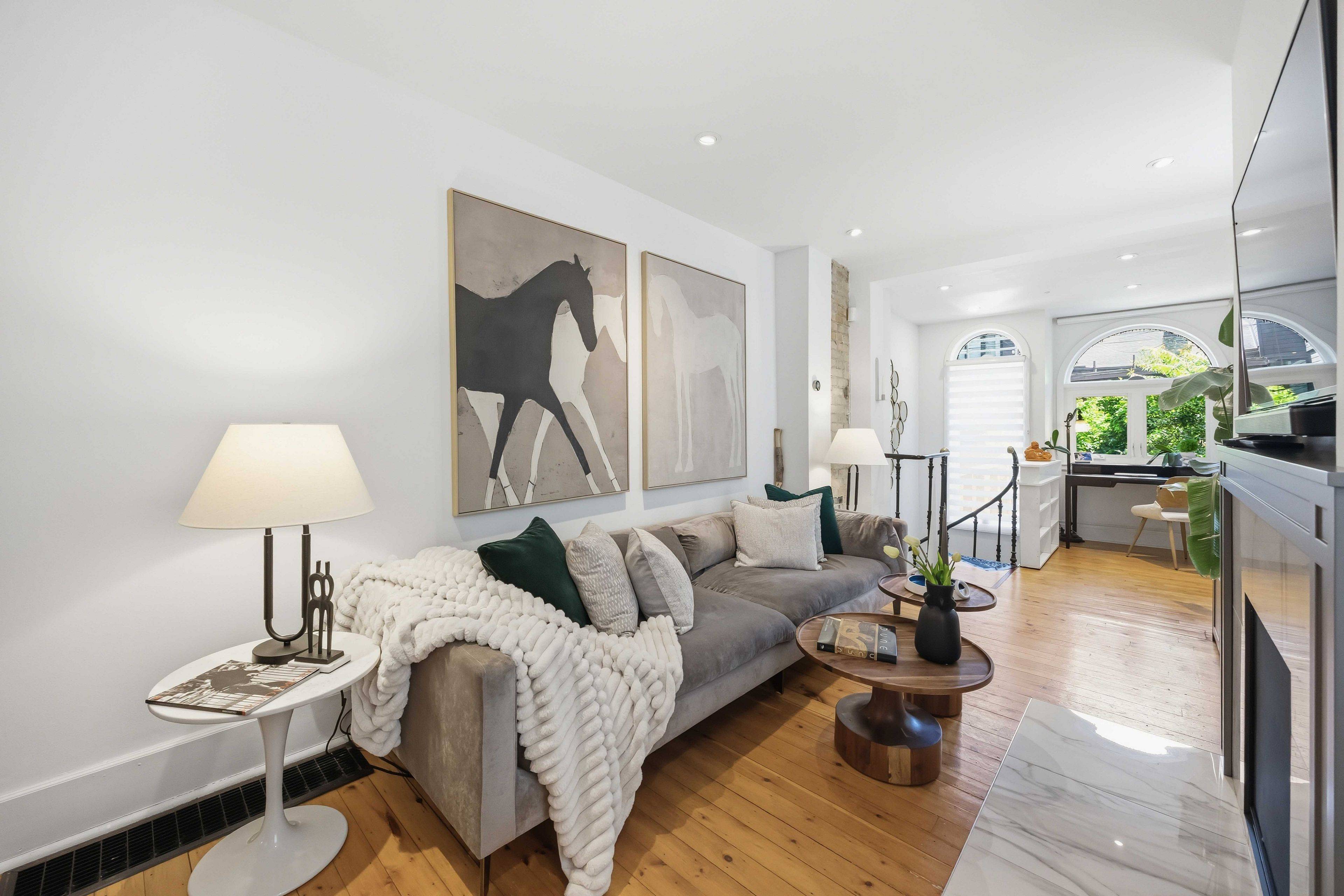 45 Geneva AVE, Toronto C08, ON M5A 2J9