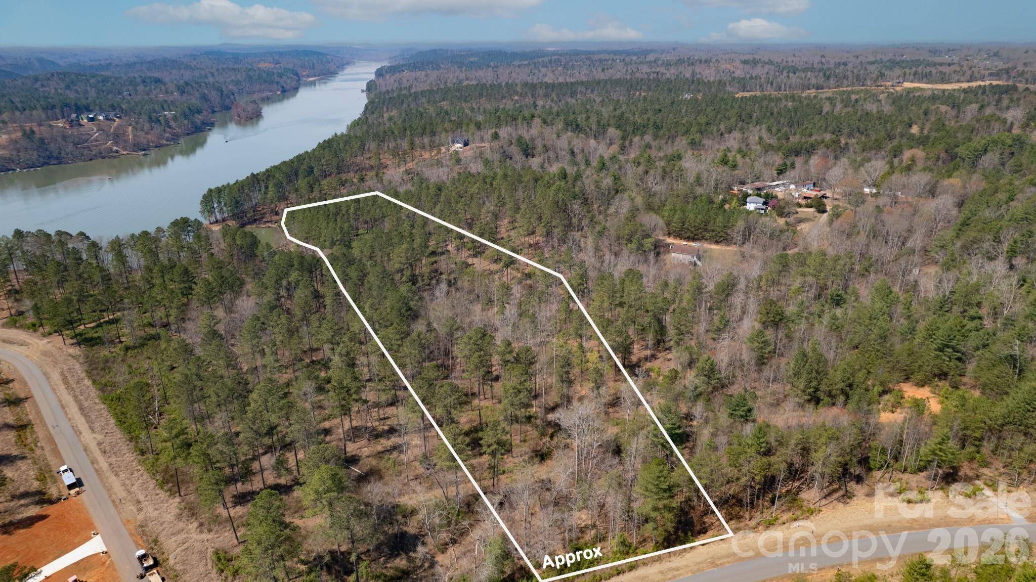 000 Scenic LN #207, Granite Falls, NC 28630