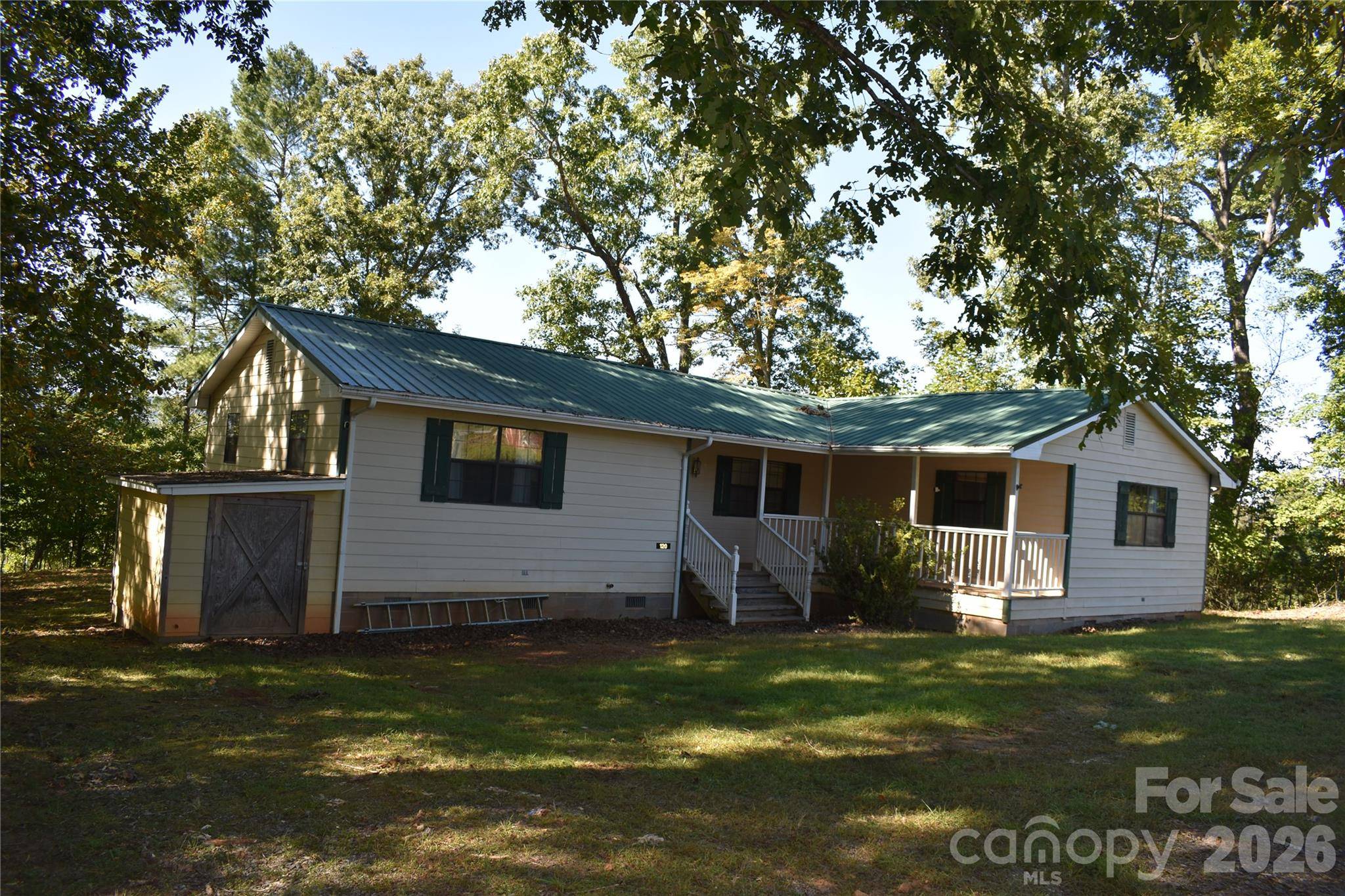 120 Woodmont DR, Nebo, NC 28761