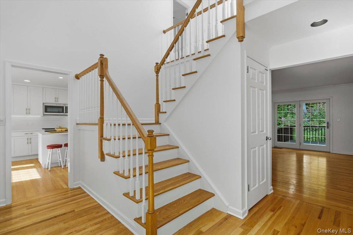 34 Old Town XING, Mount Kisco, NY 10549