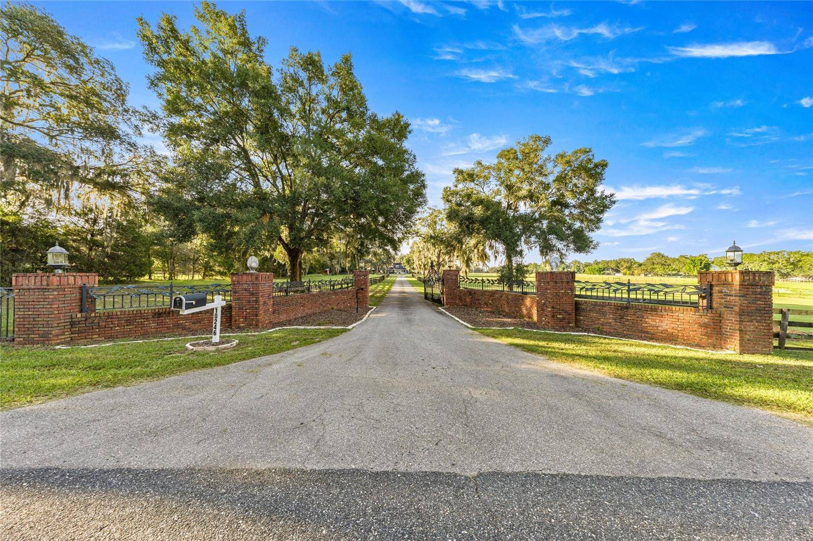 10246 SE 110TH STREET RD, Belleview, FL 34420