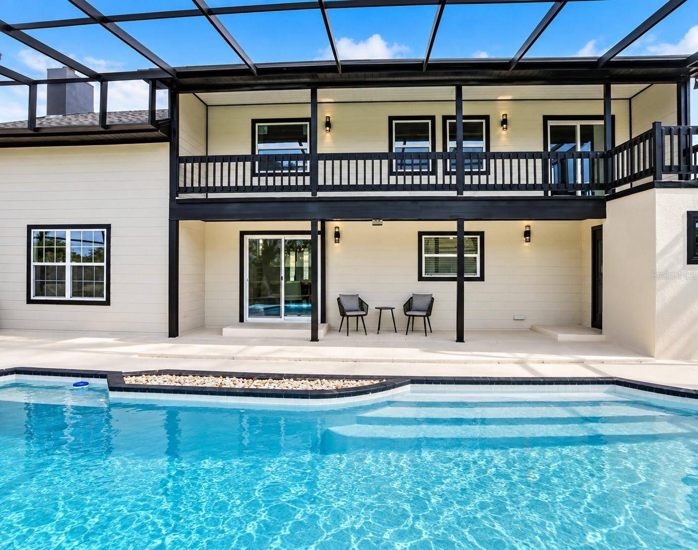 2462 ALBANY DR, Kissimmee, FL 34758