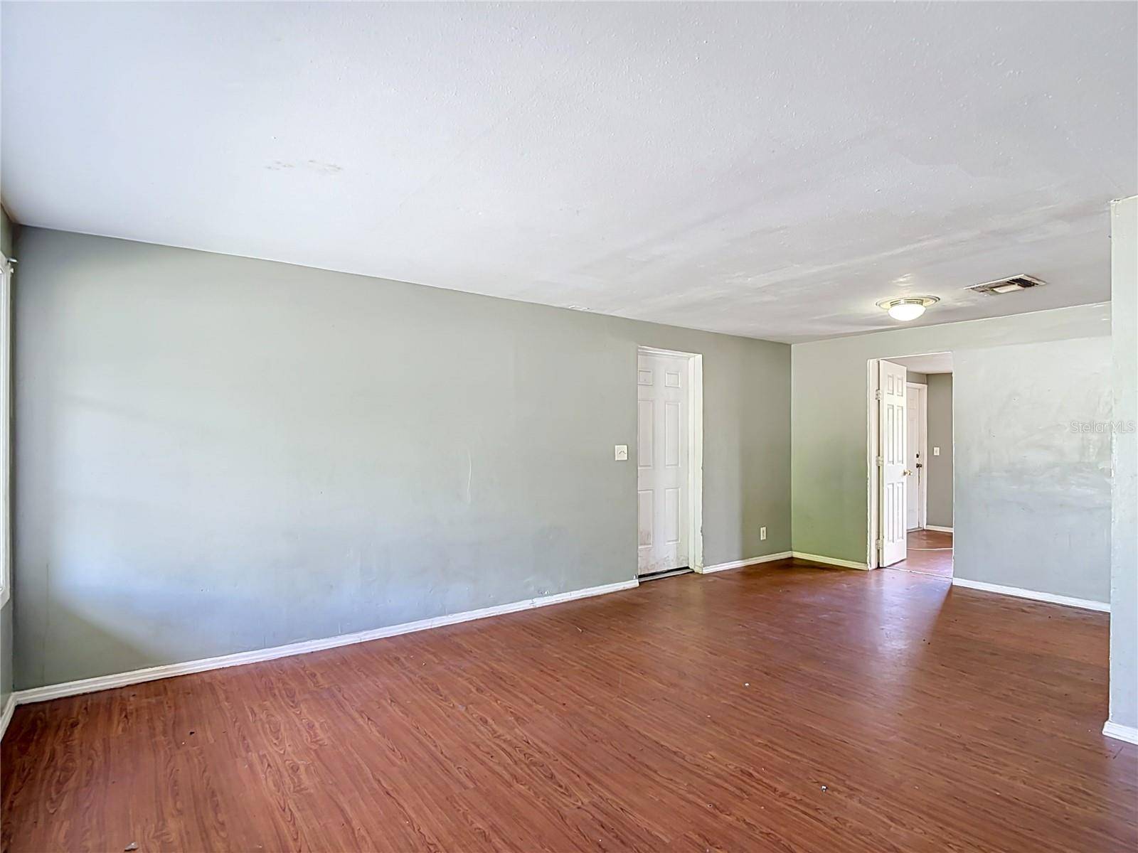 3509 E CHELSEA ST, Tampa, FL 33610