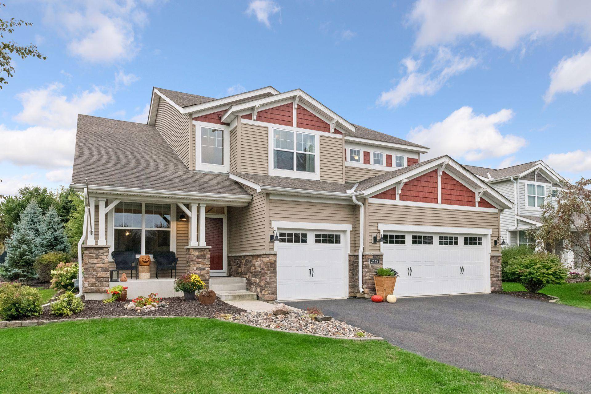 2442 Lacy LN, Victoria, MN 55386