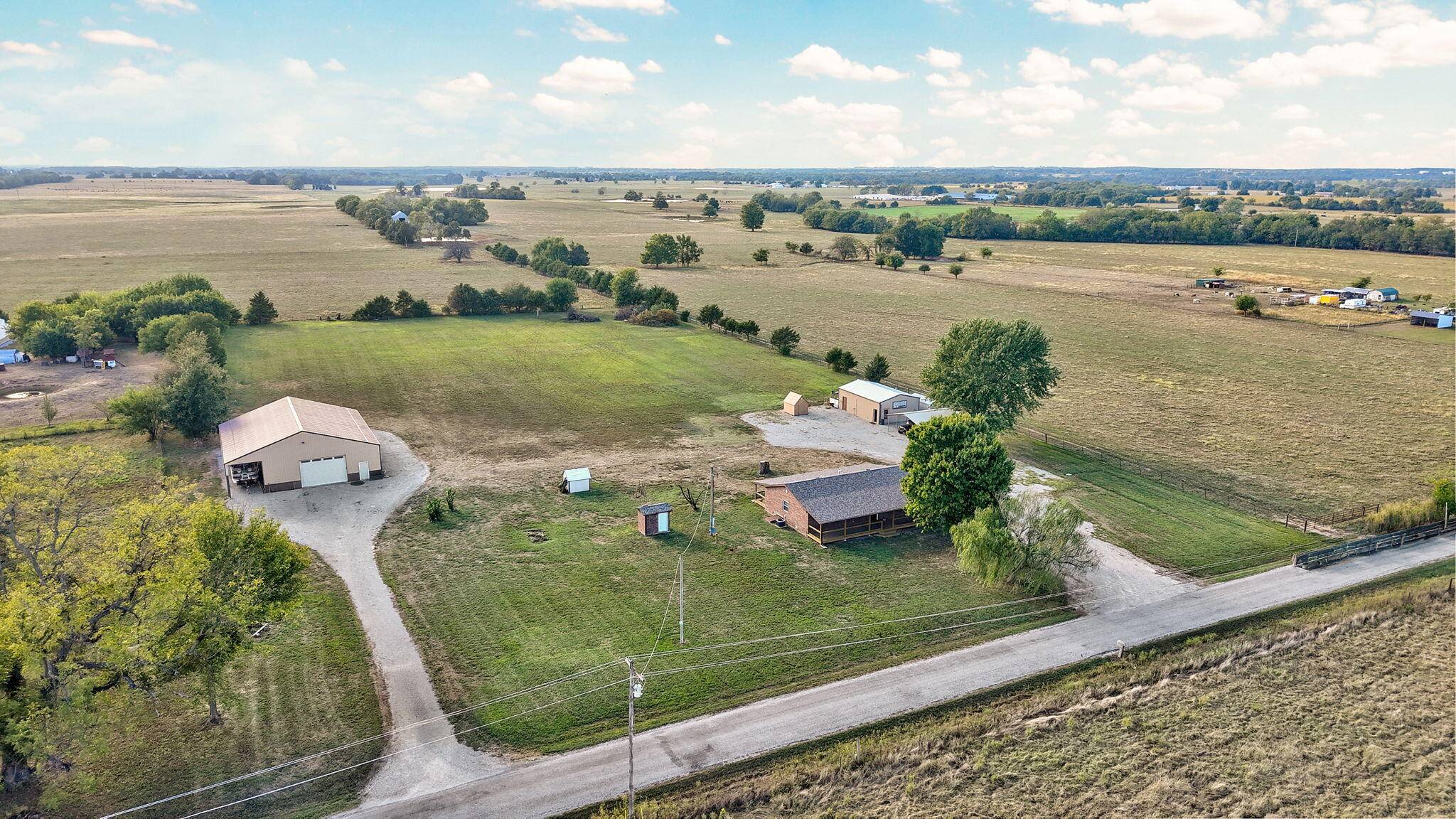 9407 Lawrence 1170, Mt Vernon, MO 65712